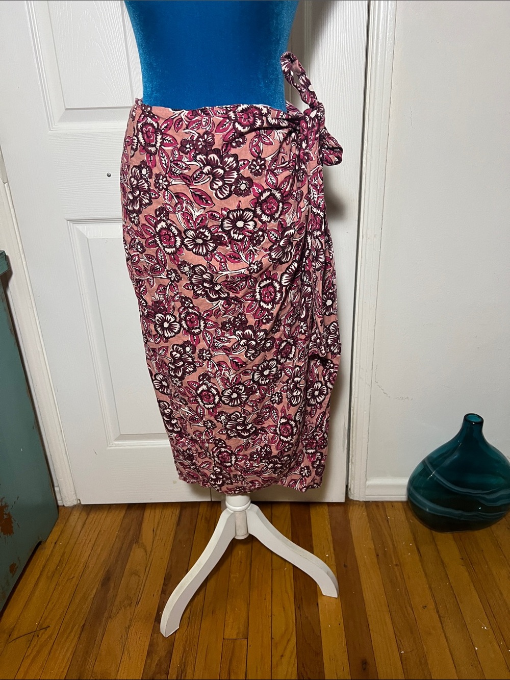 Faherty Floral Wrap Skirt Women’s Large